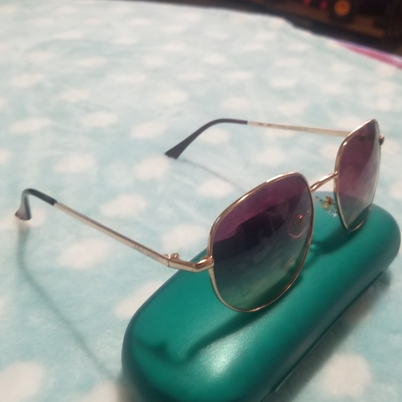 Nine west sunglasses - Picture 6 of 6